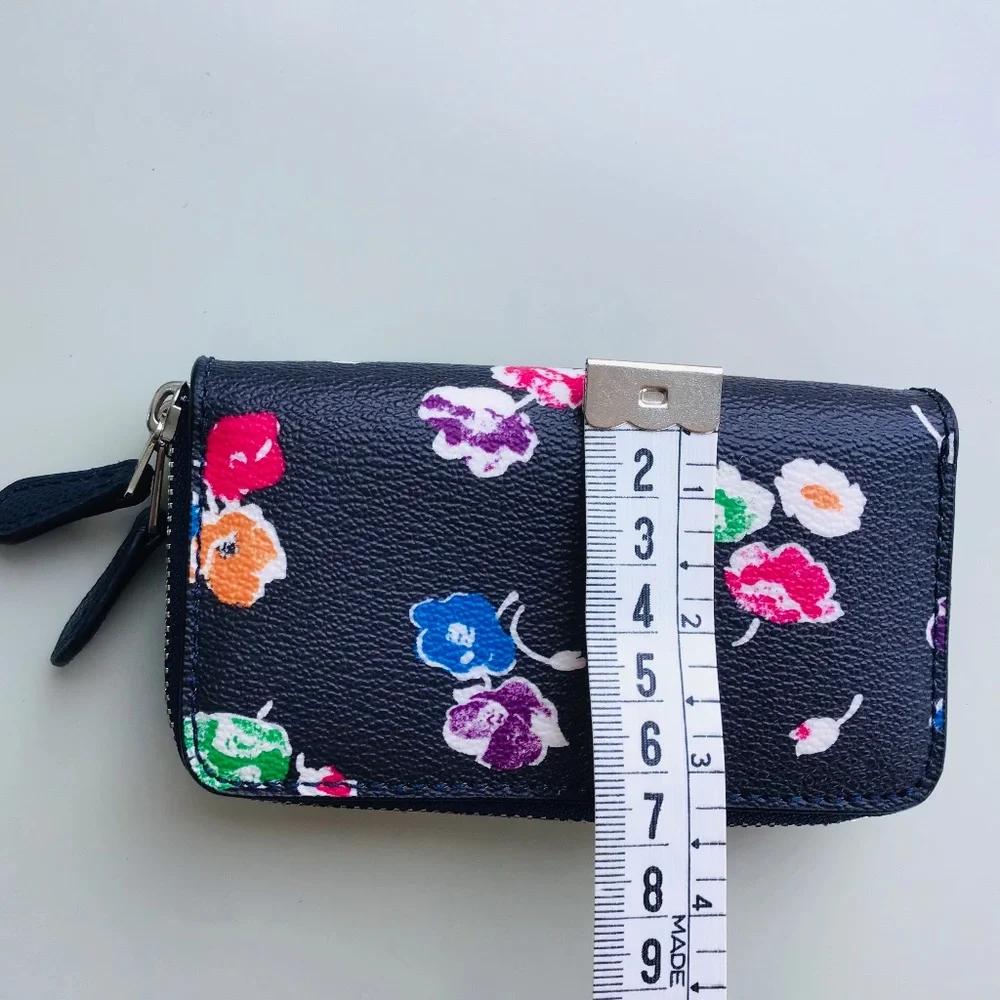 COACH small leather zip around card and coin wallet with floral pattern NWOT - Picture 9 of 10